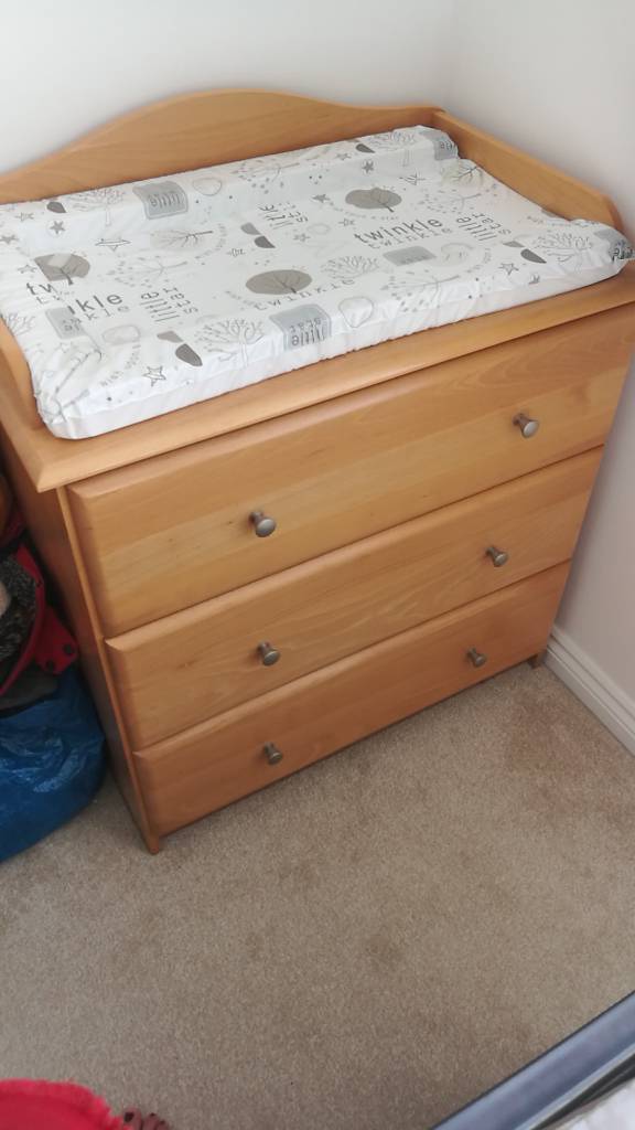 changing mat for chest of drawers